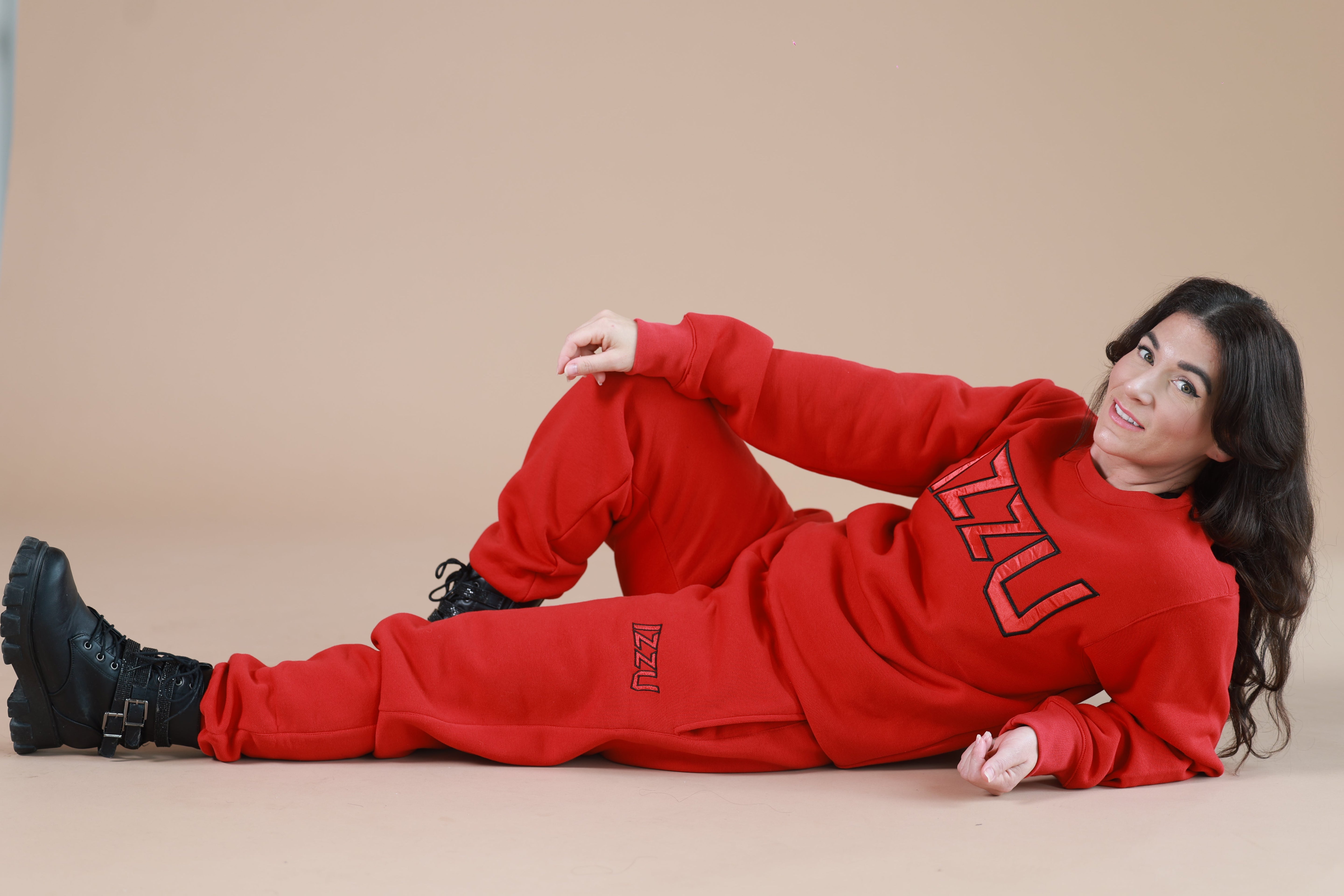 Top Sweatshirts for Anyone — Look Good & Keep Cozy