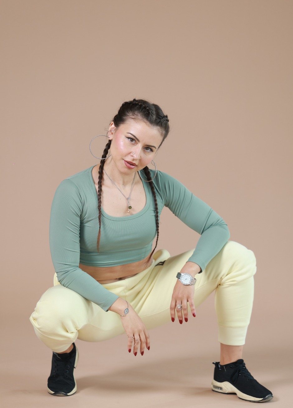 Full sleeves bra | Leggings | Sweatshirts | Puffer jacket